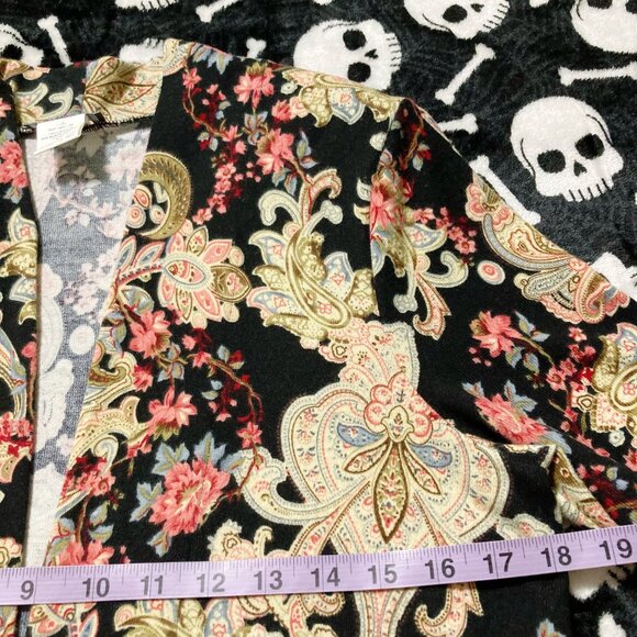 KIM & CO. Dark floral and paisley print open front cardigan ~ MEDIUM sweater - Picture 9 of 15